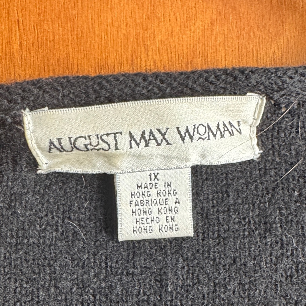 Black Cardigan with White Embroidery - Picture 2 of 3